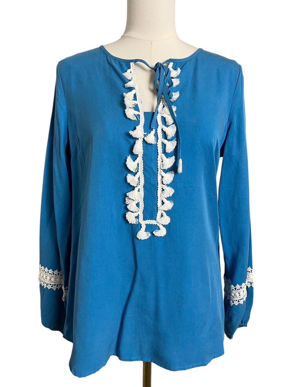 Line & Dot Tunic Blouse NWT XS Blue Lace Trim Boho Peasant Long Sleeve Top